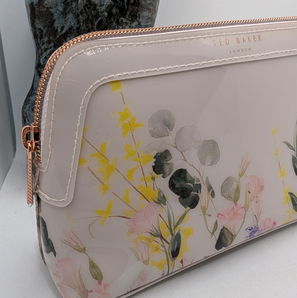 Ted Baker Cream and Pink Cosmetic Bag Rose Gold Zipper - Picture 3 of 7